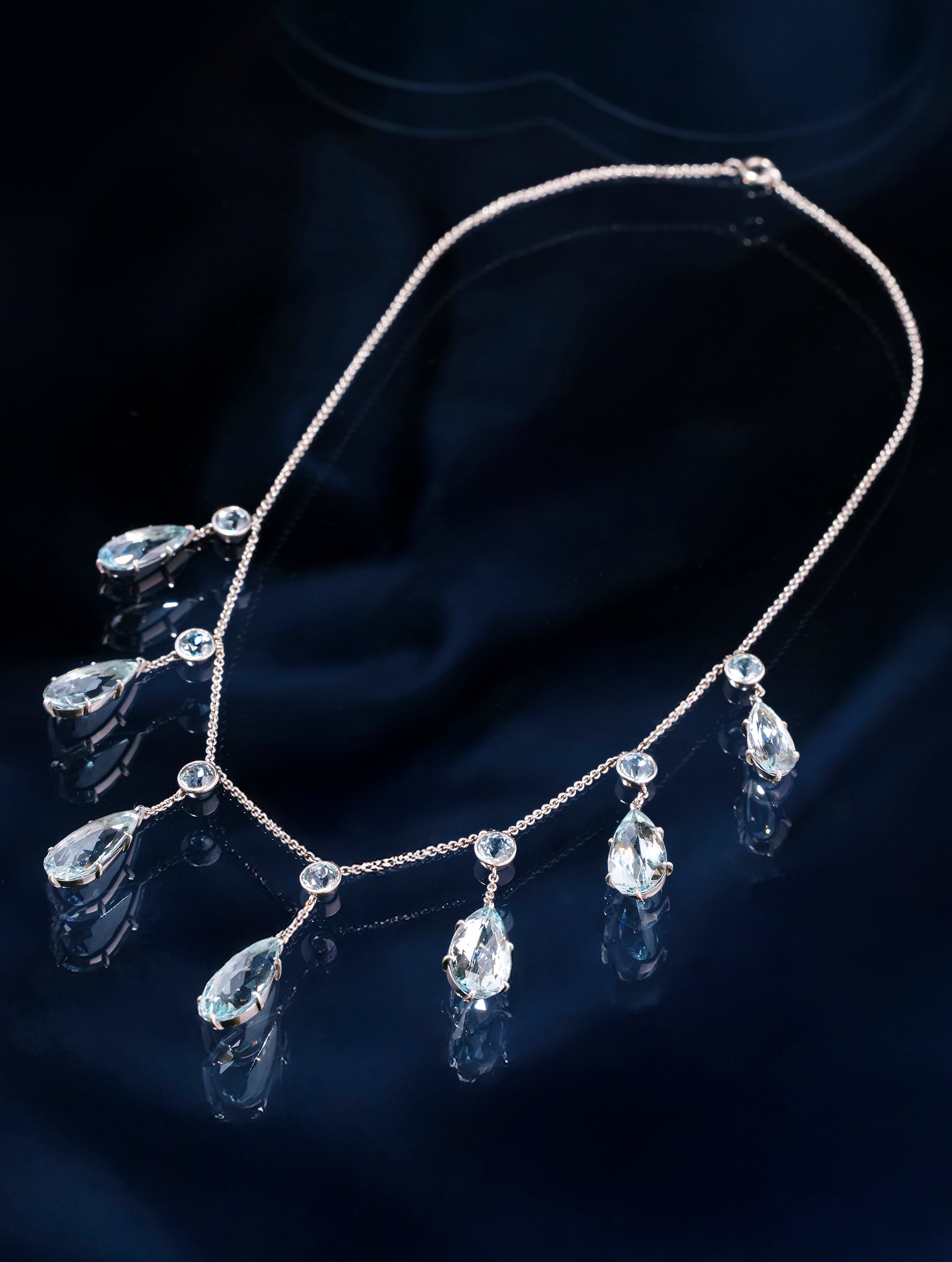 Antique Art Deco Platinum Aquamarine Necklace, Circa 1930s