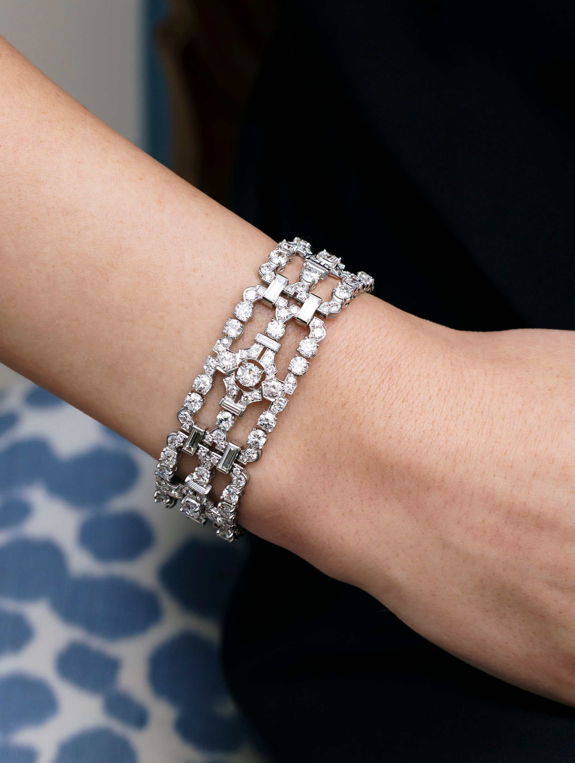 Art Deco Platinum & Diamond Bracelet, Circa 1930s