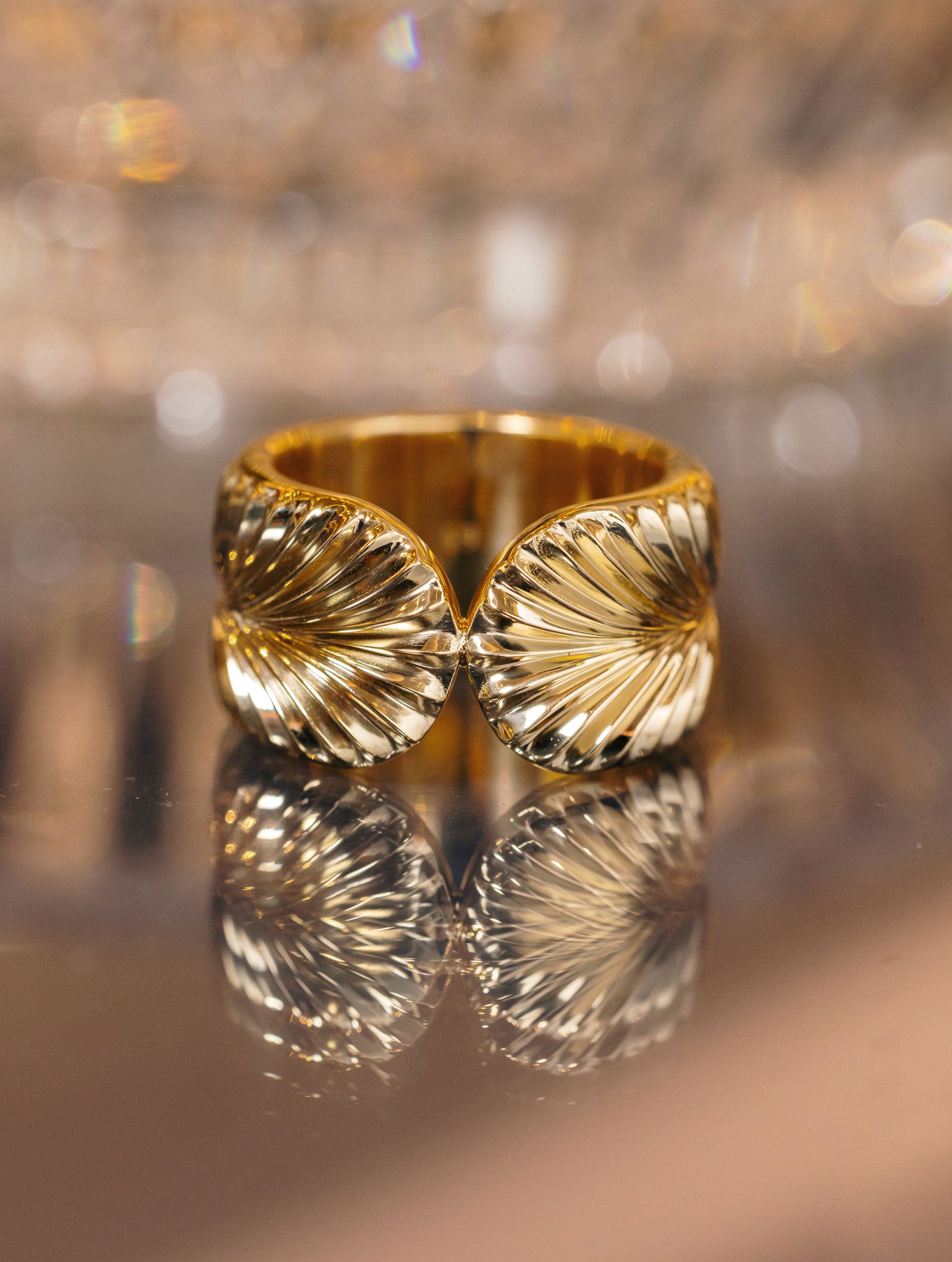 Aurora Acanthus Ring