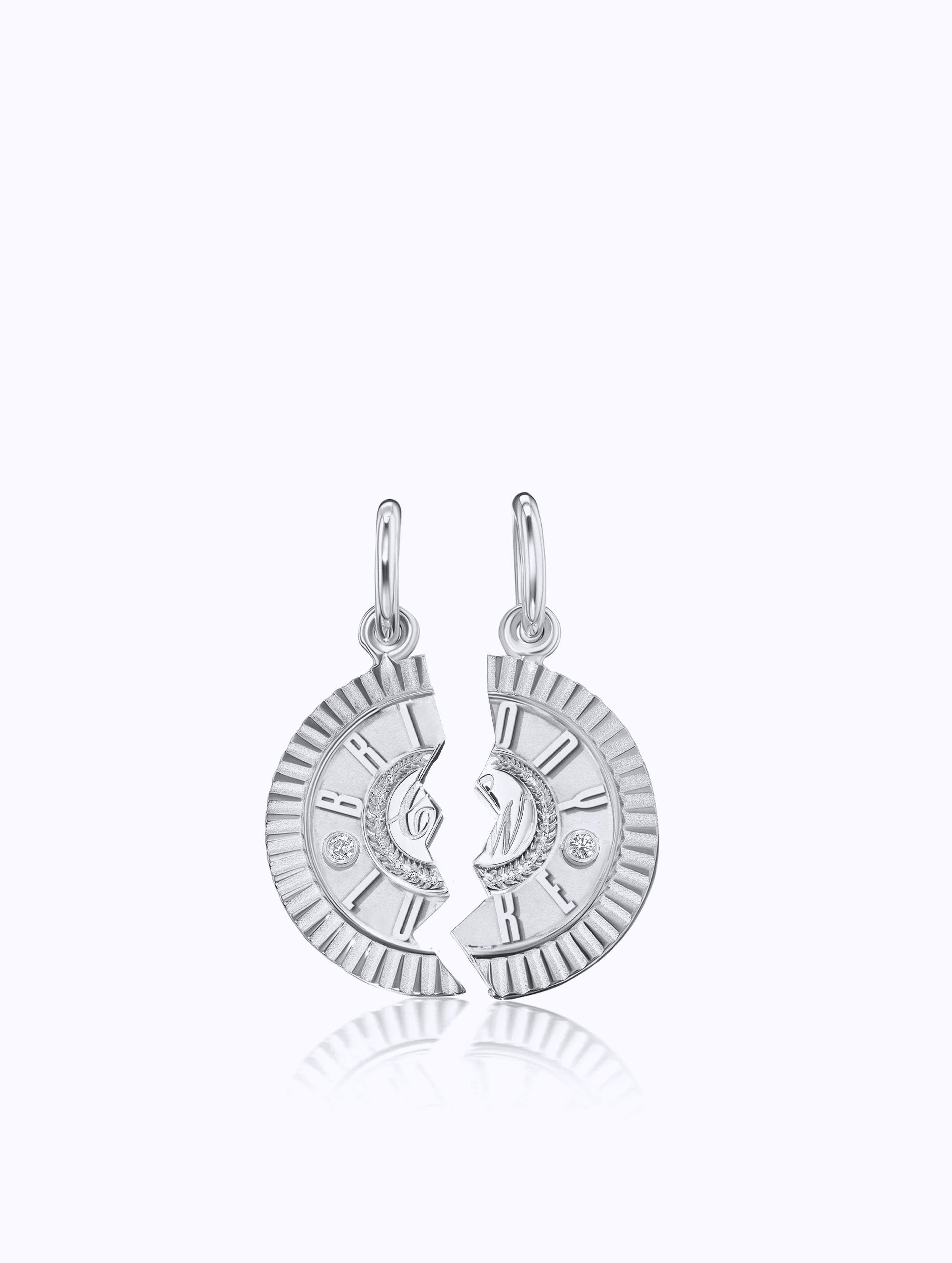 DOUBLE NAME DUET MEDALLION SET