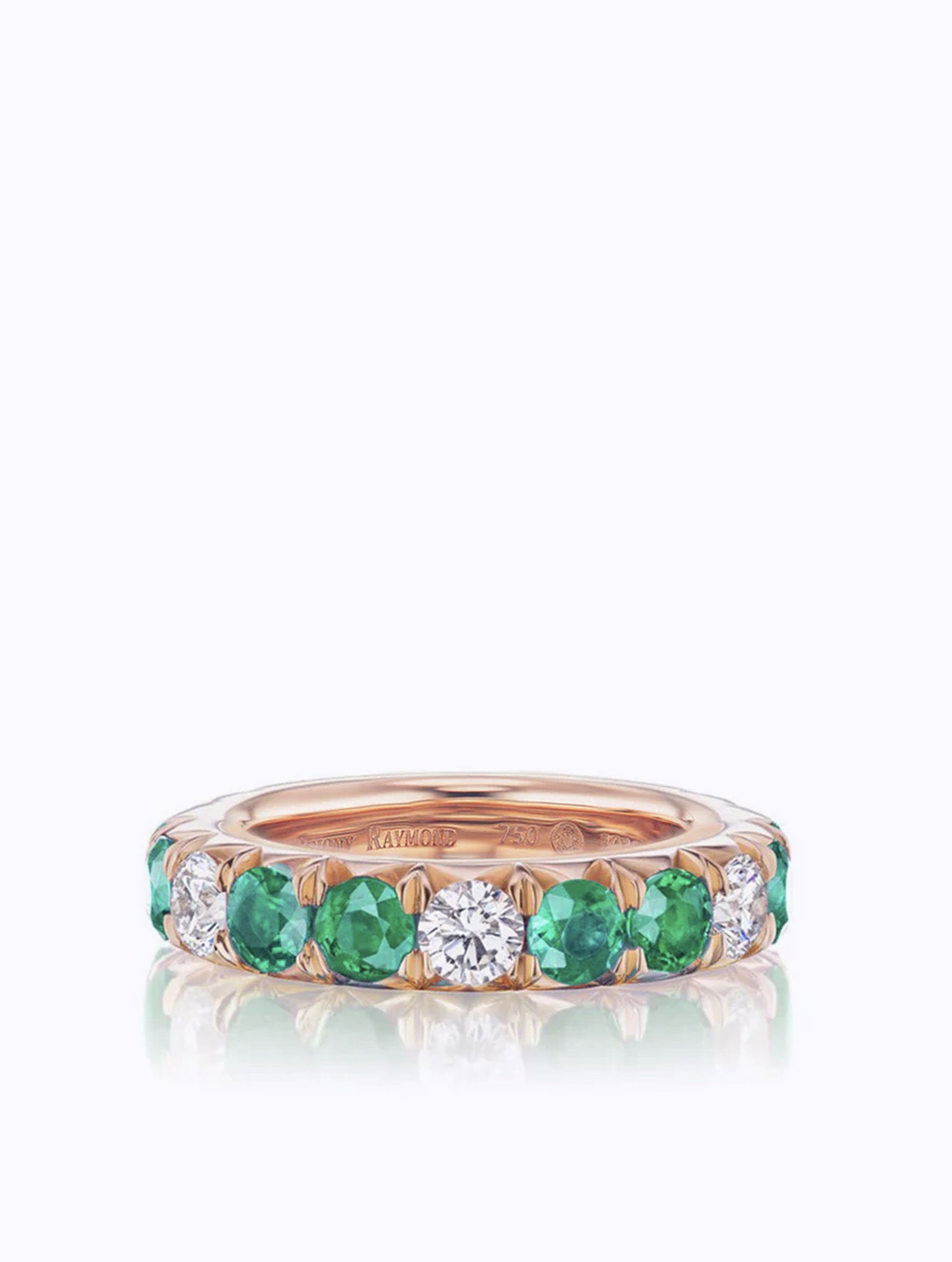 ÉTOILE EMERALD & DIAMOND ETERNITY RING