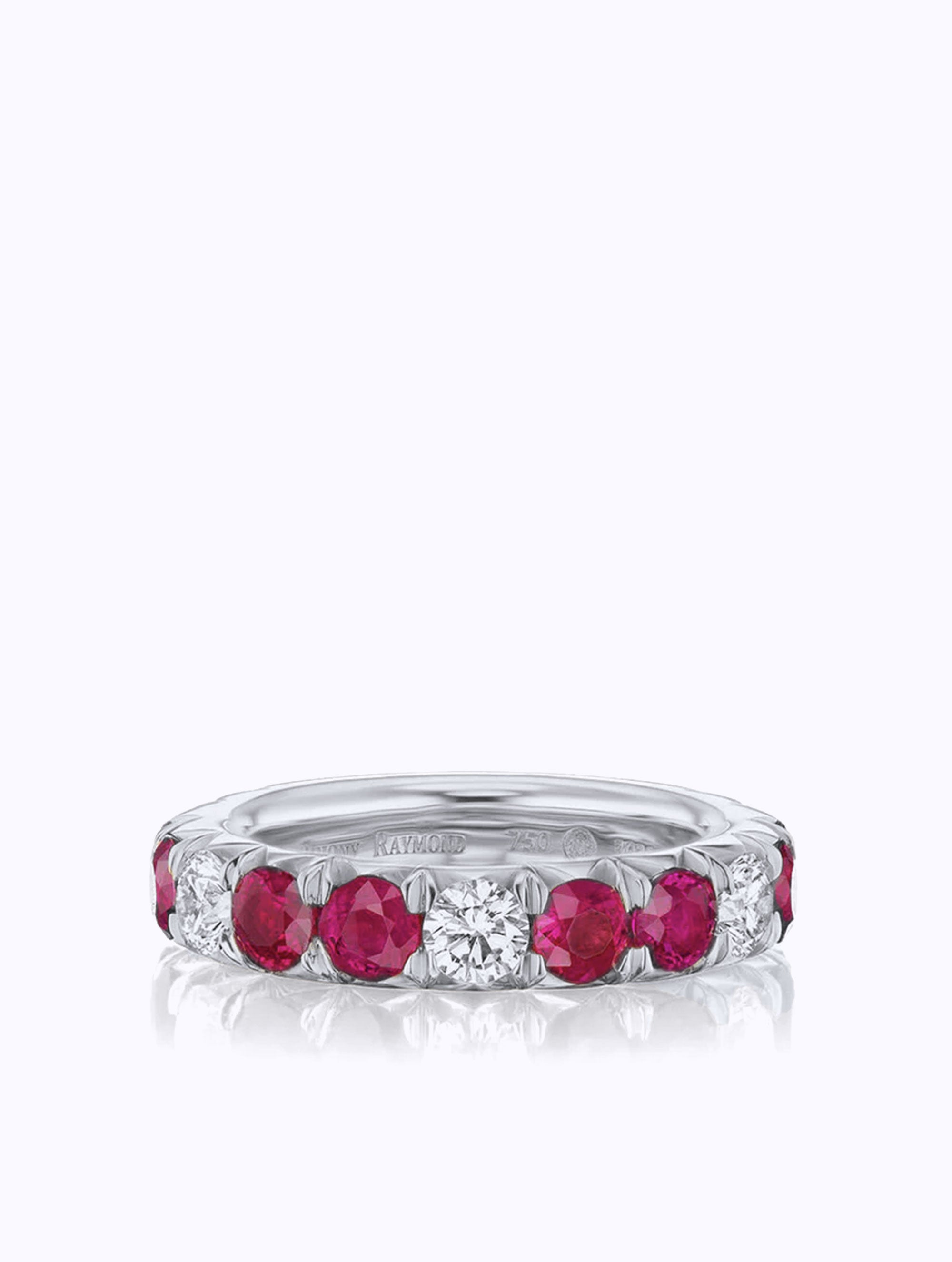 ÉTOILE RUBY & DIAMOND ETERNITY RING