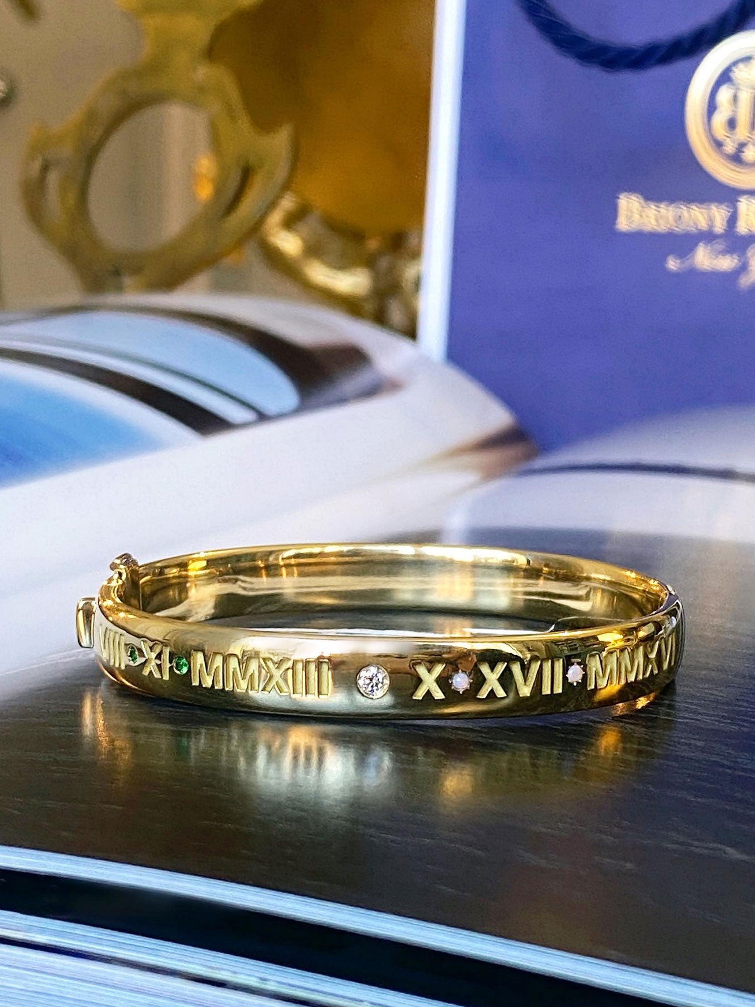 JUMBO ROMAN NUMERAL STORY BANGLE
