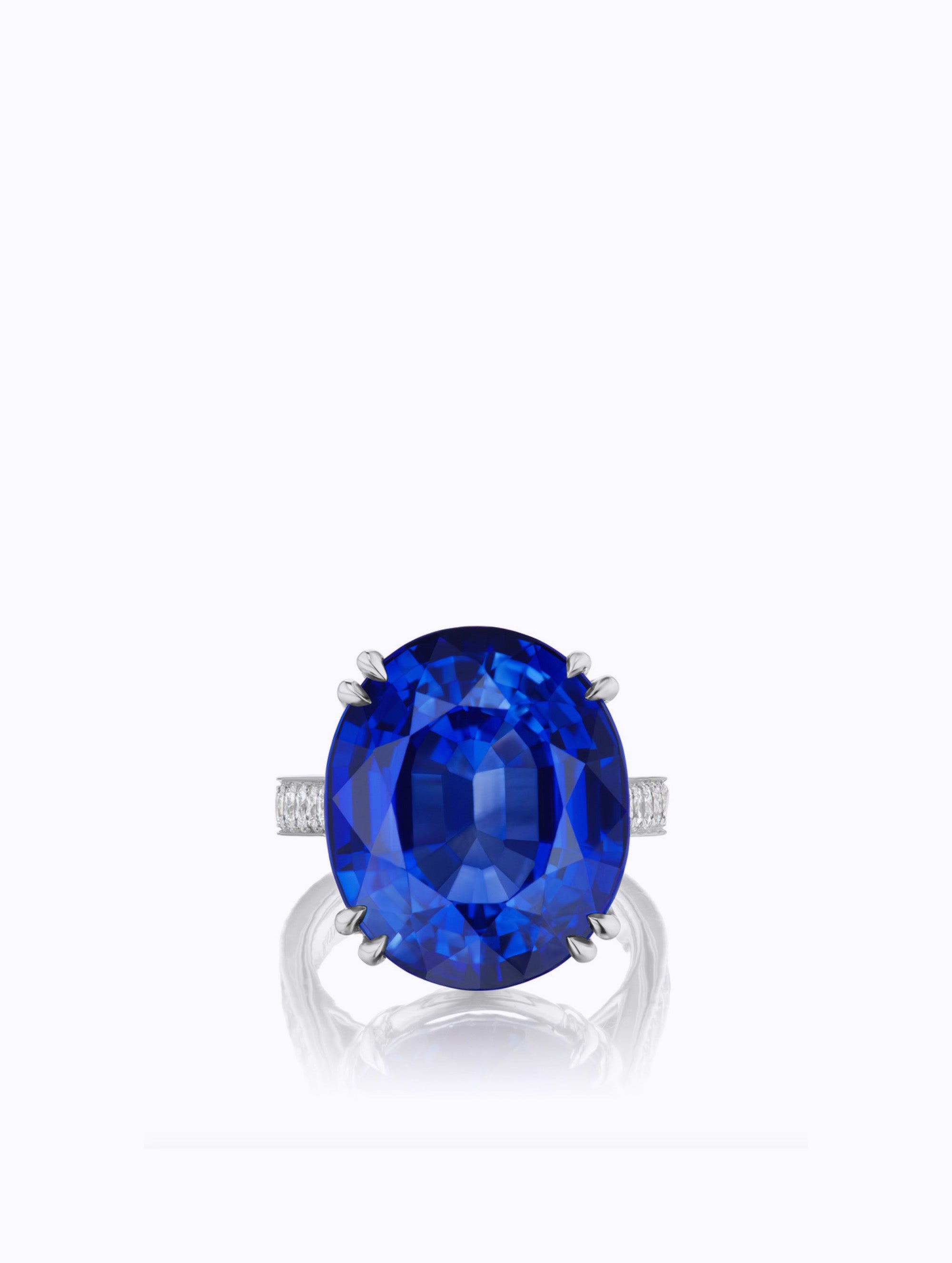 SAPPHIRE & DIAMOND RING
