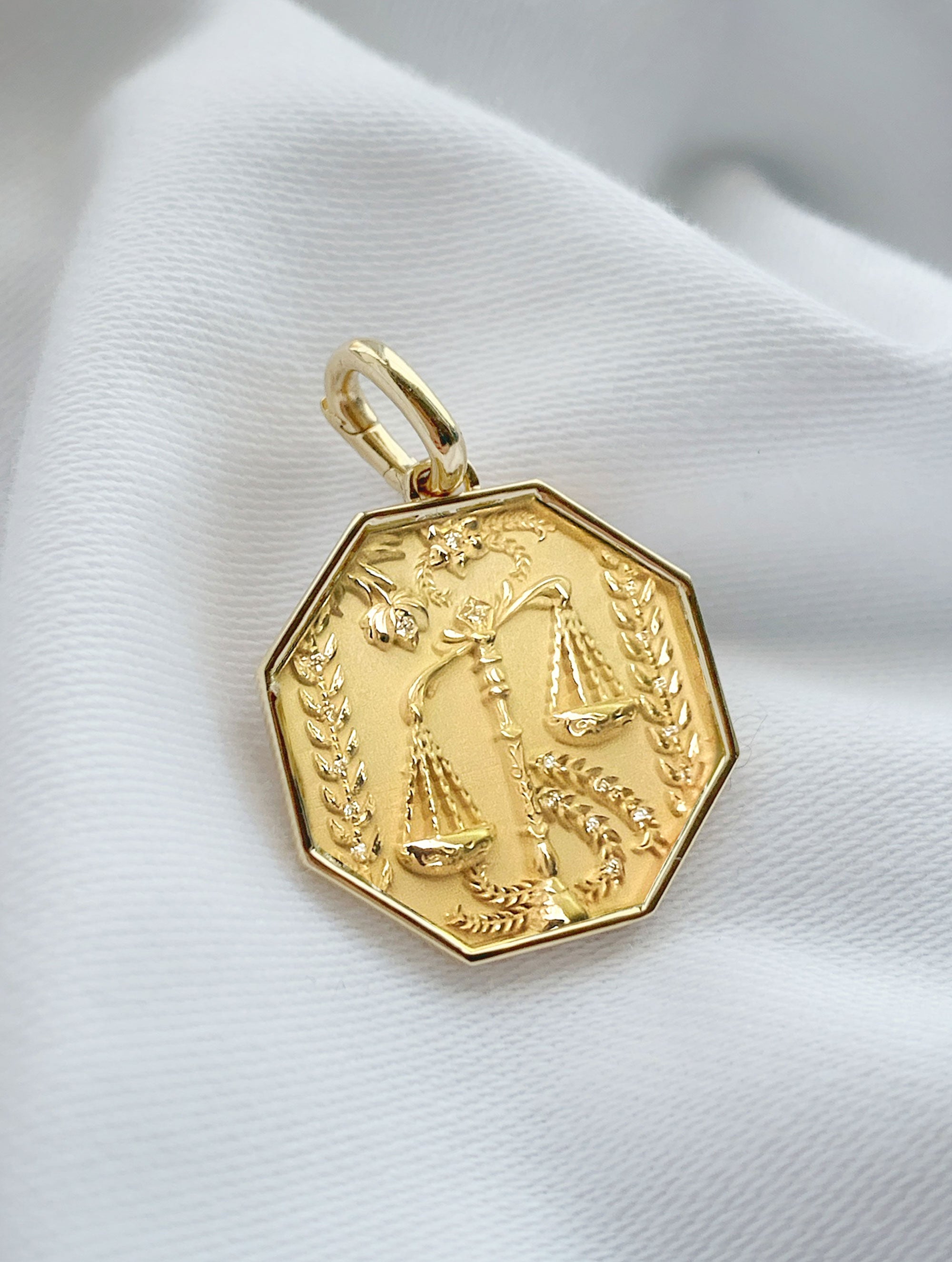 Talisman Zodiac Medallion