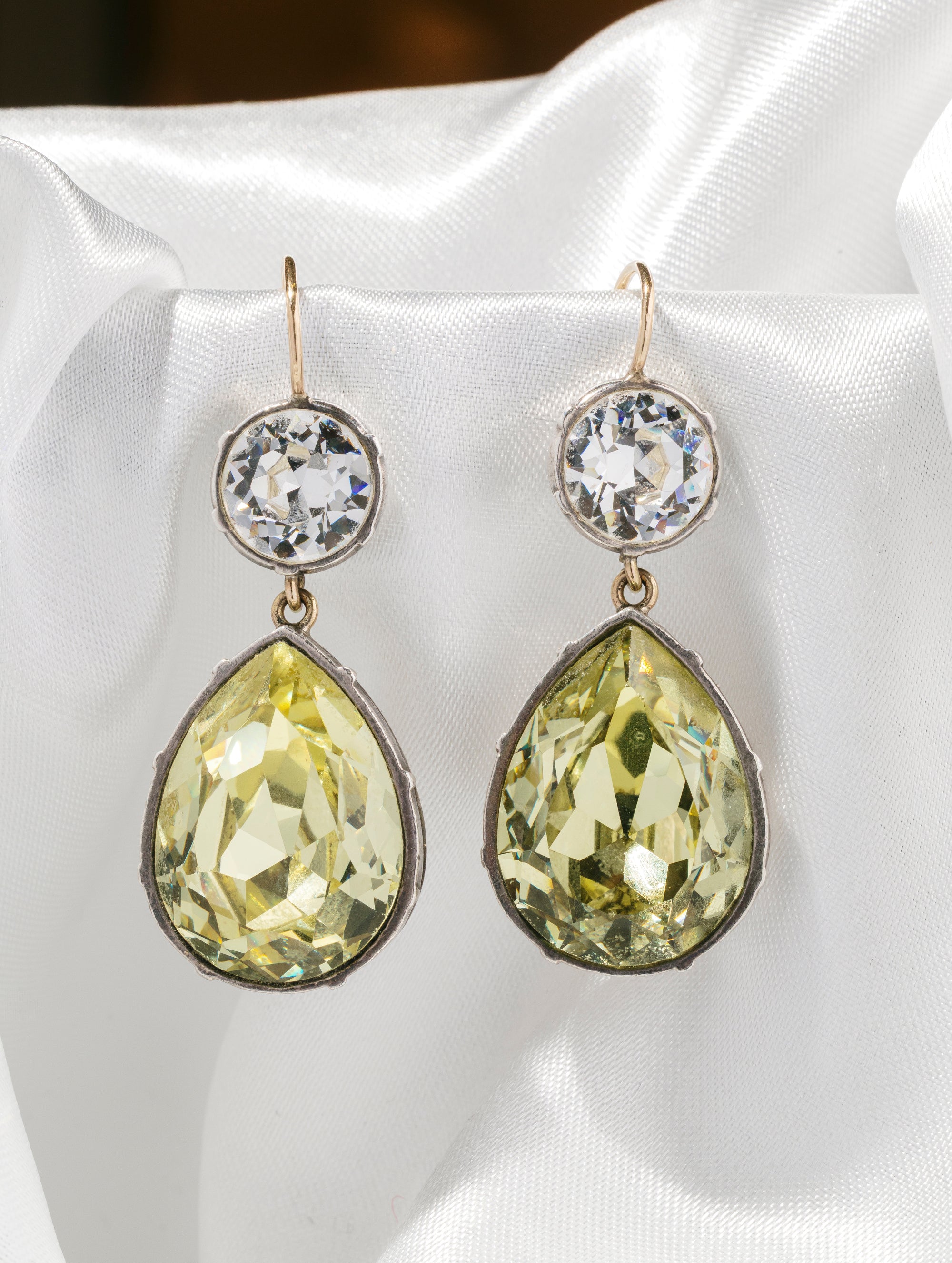 Vintage Chartreuse & Clear Paste Earrings