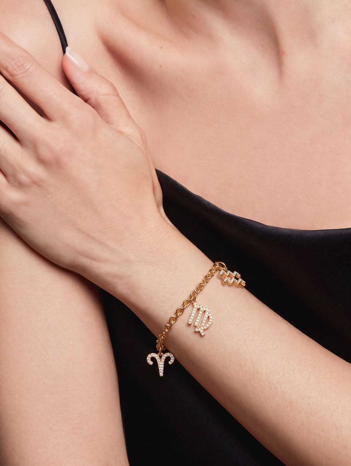 AURORA DIAMOND ZODIAC CHARM BRACELET