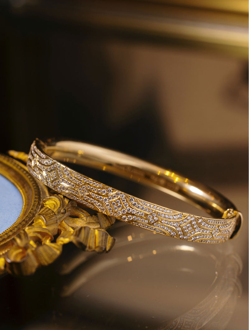 ATHENA DIAMOND BANGLE