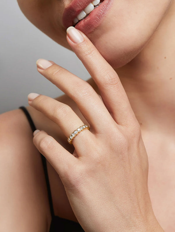 AURA ETERNITY RING