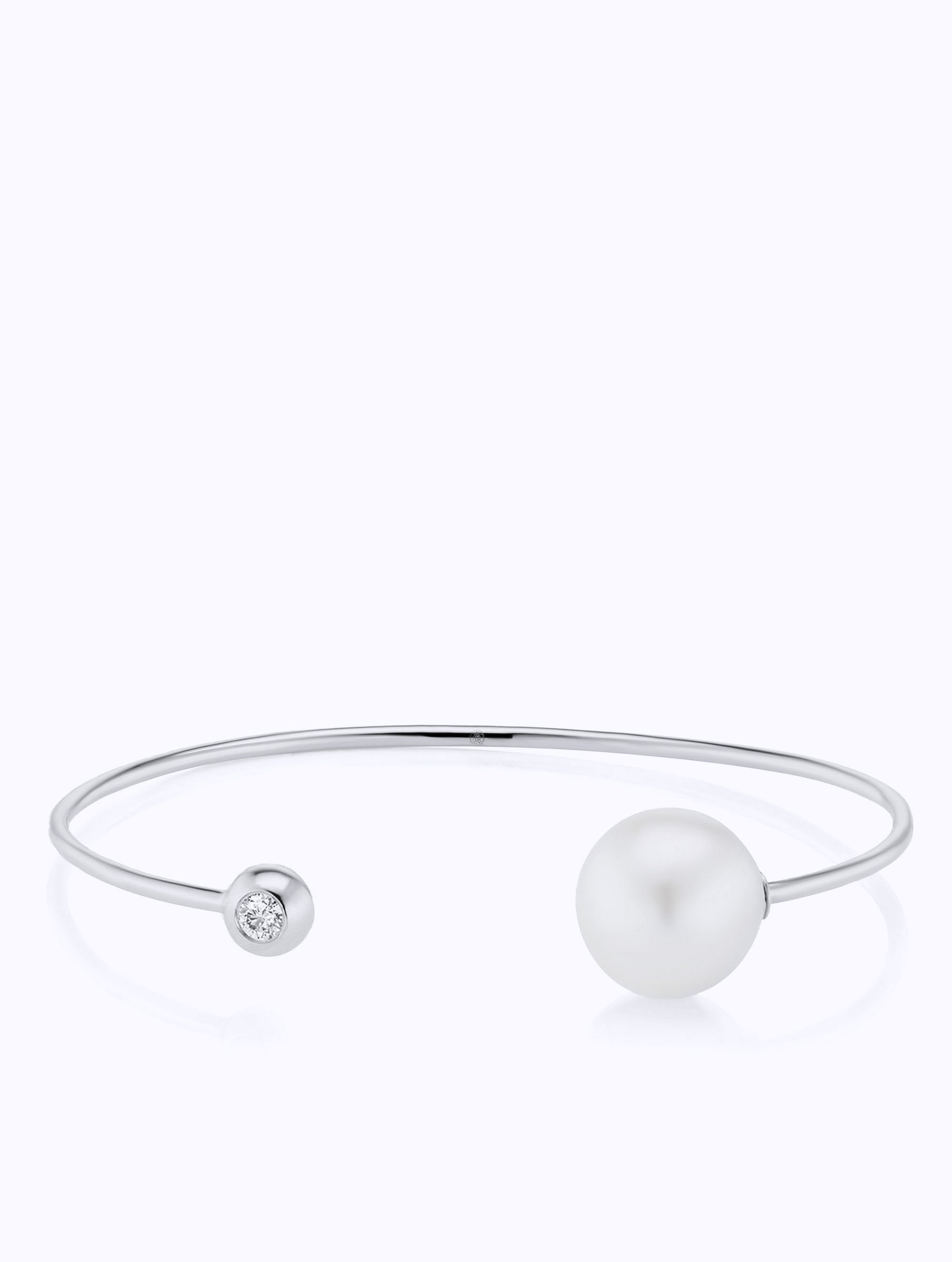 AURA PEARL & Diamond BANGLE
