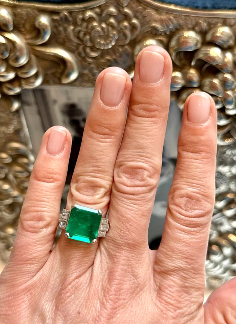 Art Deco Emerald & Diamond Ring