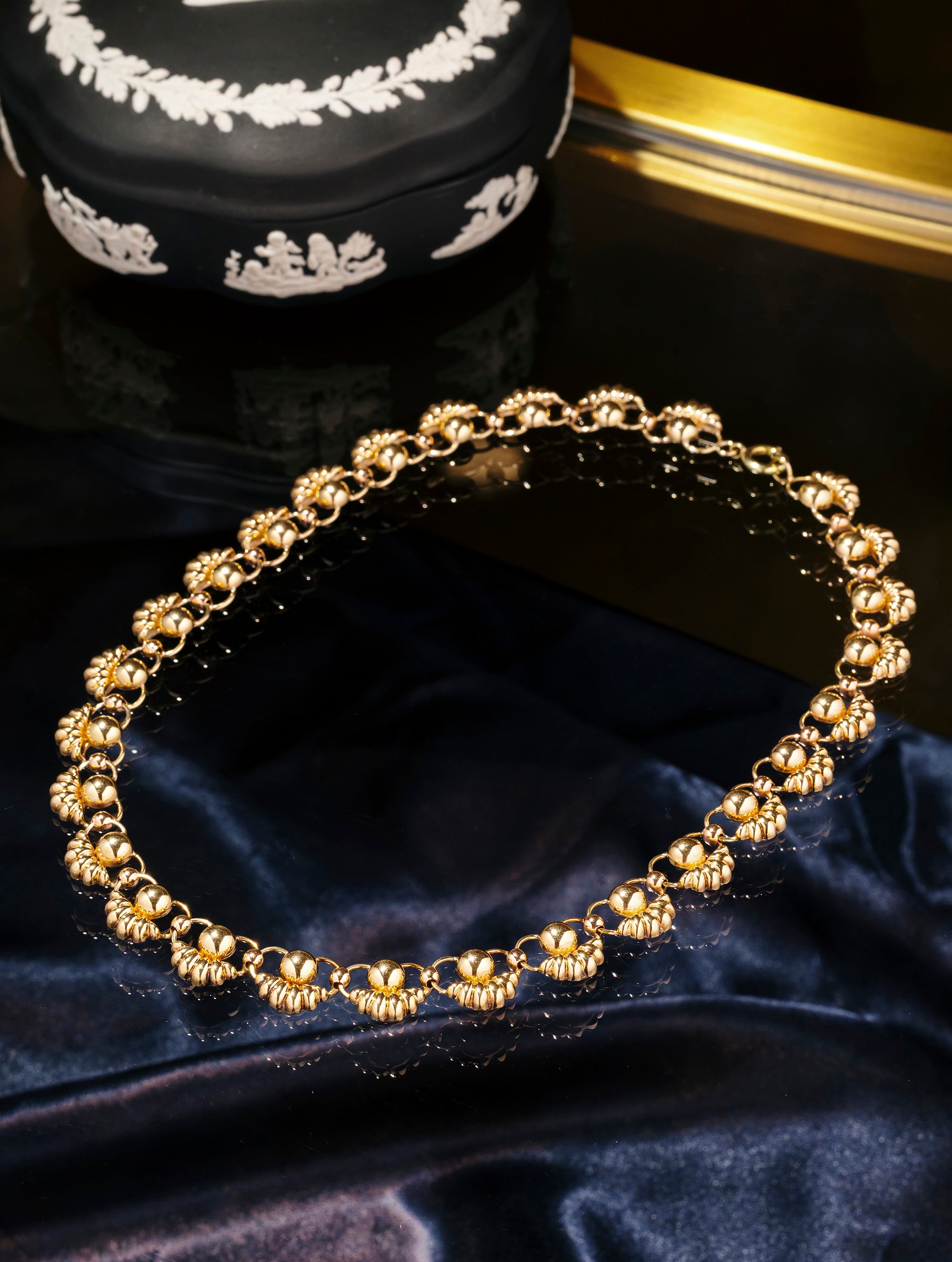 Retro Plume Motif Gold Necklace, Circa 1940s