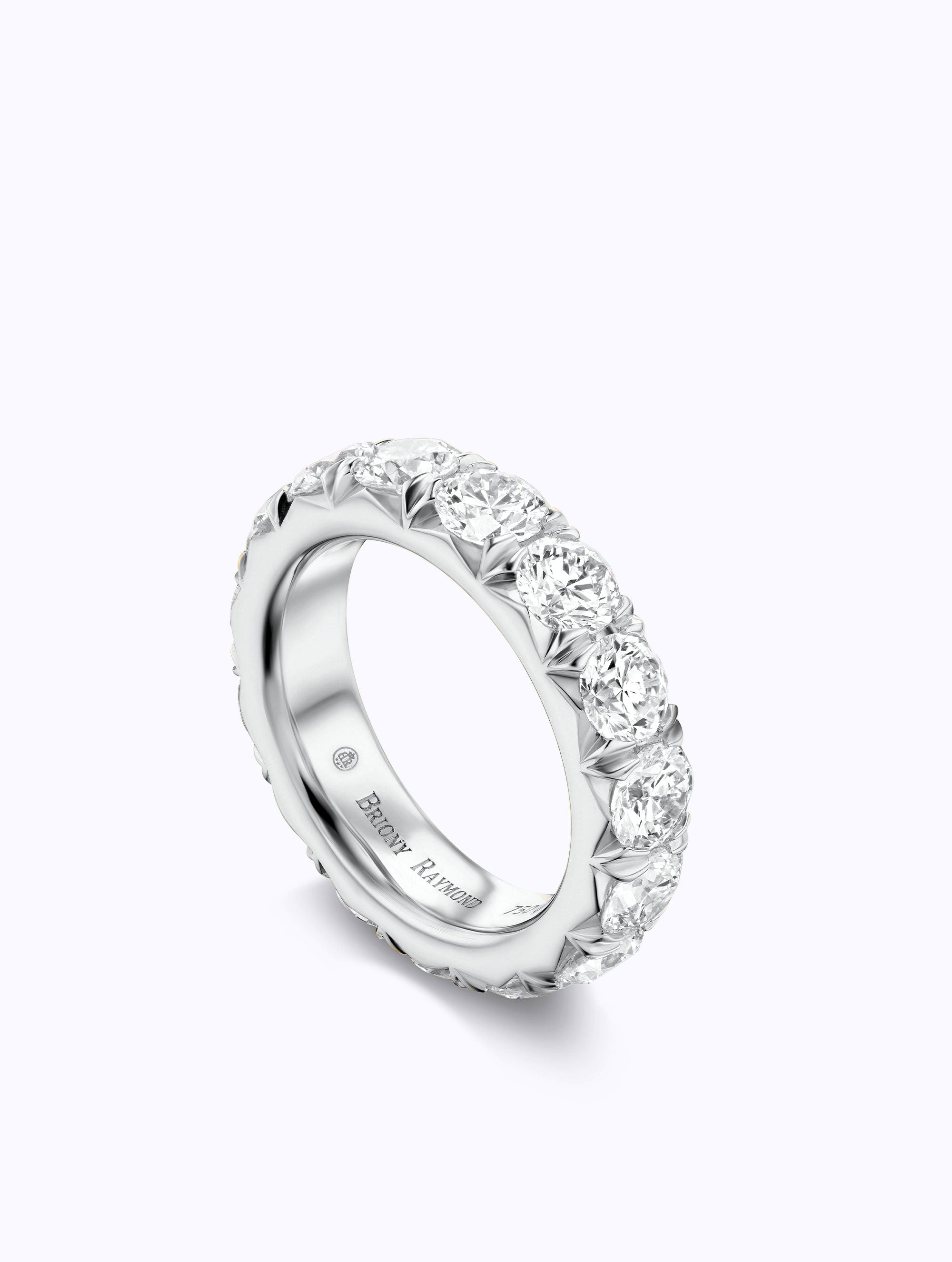 JUMBO ÉTOILE ETERNITY DIAMOND RING
