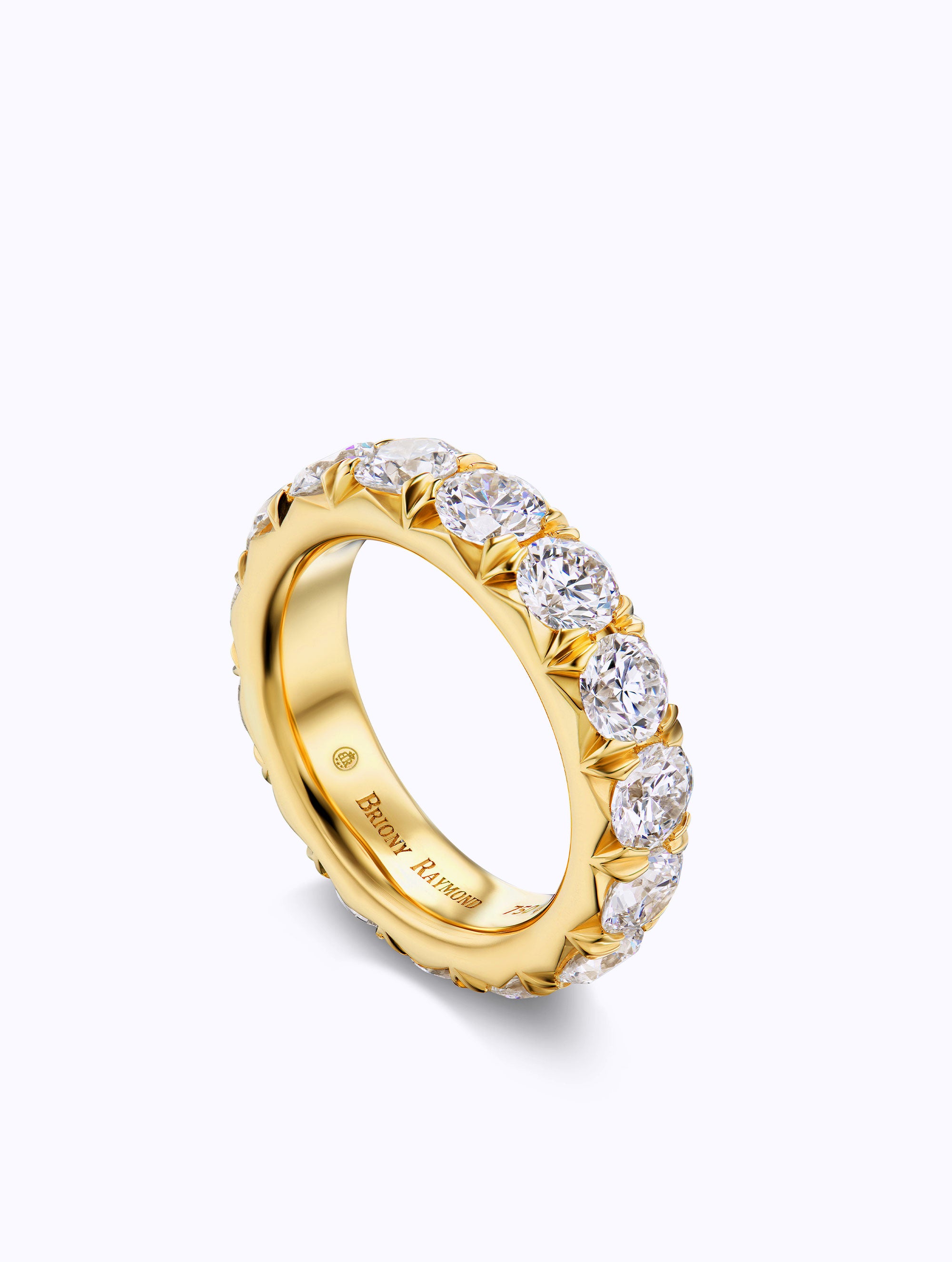 JUMBO ÉTOILE DIAMOND ETERNITY RING