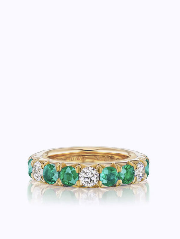 ÉTOILE EMERALD & DIAMOND ETERNITY RING
