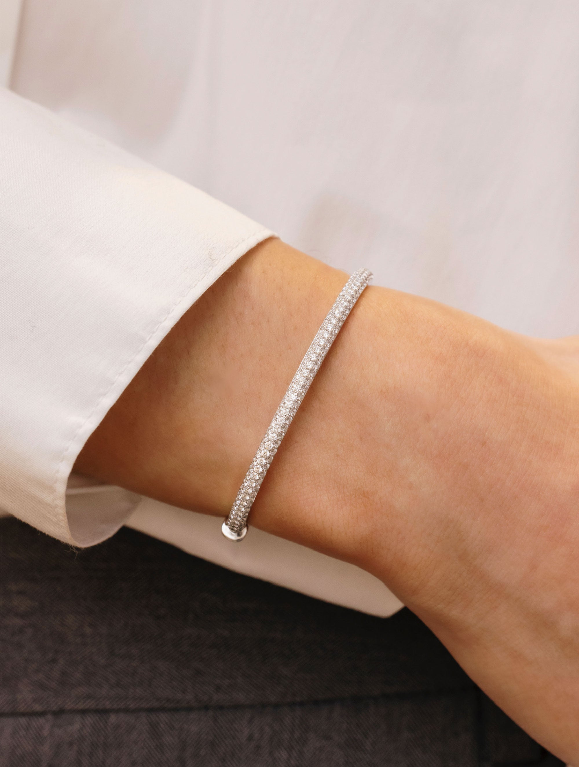 ÉTOILE THREE ROW DIAMOND BANGLE