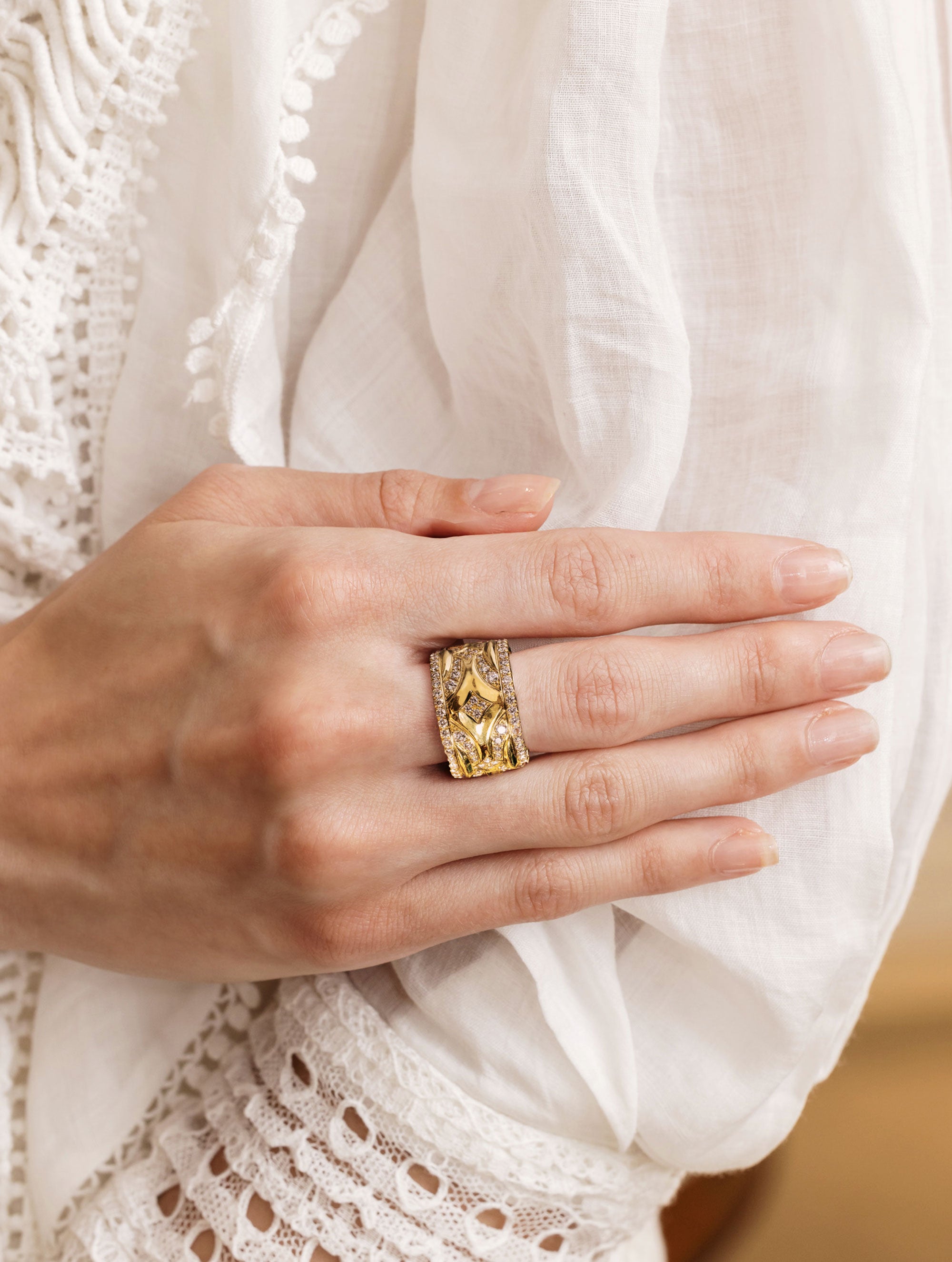 JUMBO ATHENA DIAMOND PATHWAYS RING