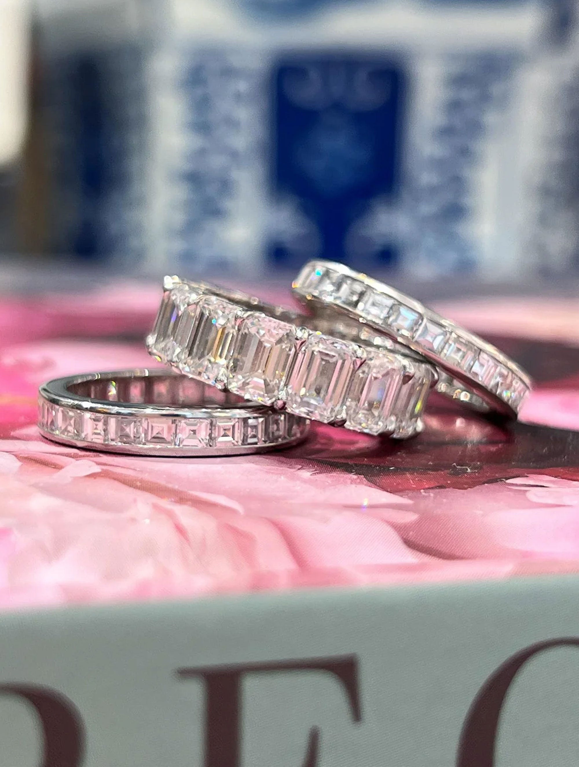REGENT CARRÉ CUT ETERNITY RING