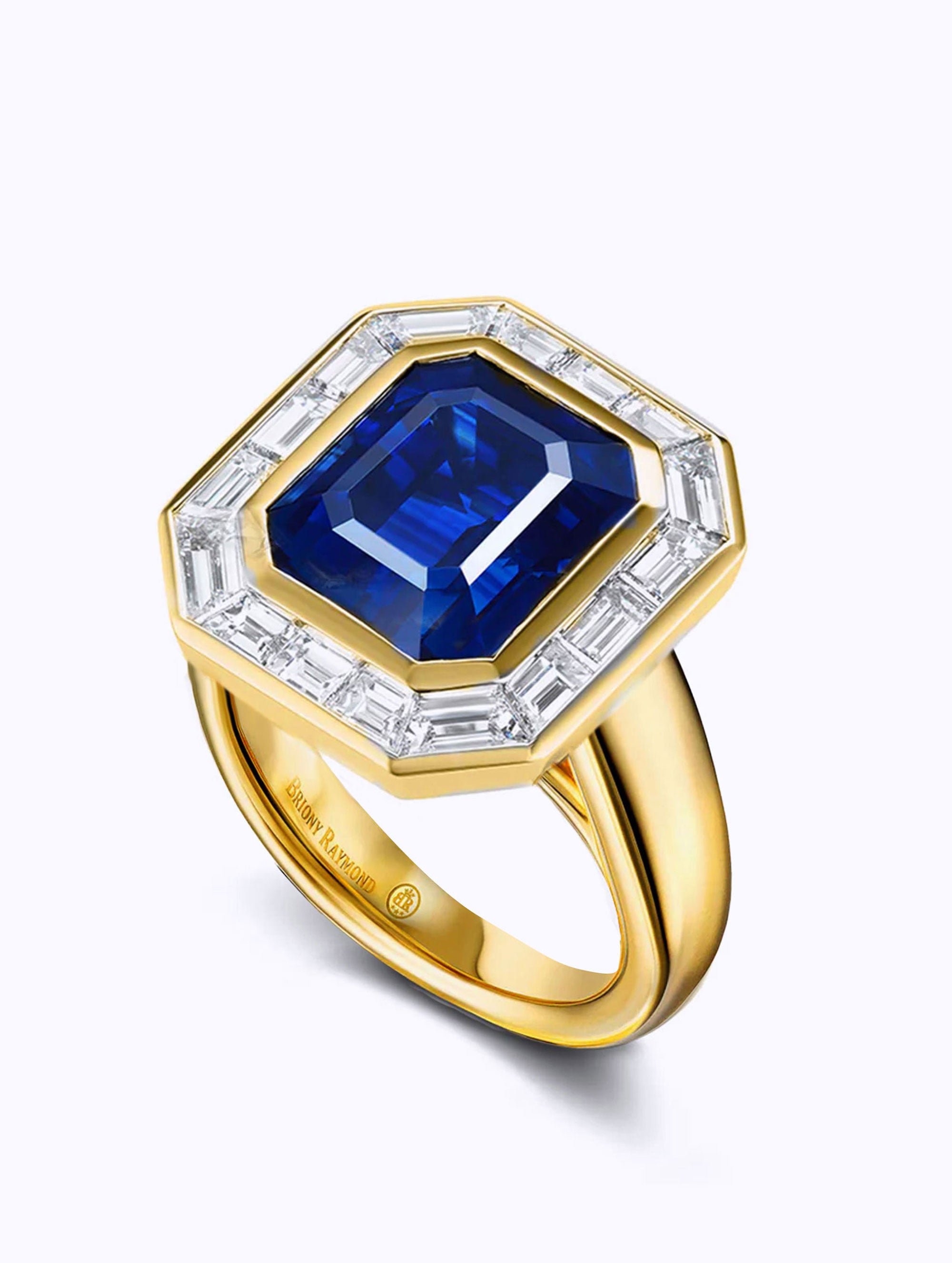 REGENT SAPPHIRE & DIAMOND RING