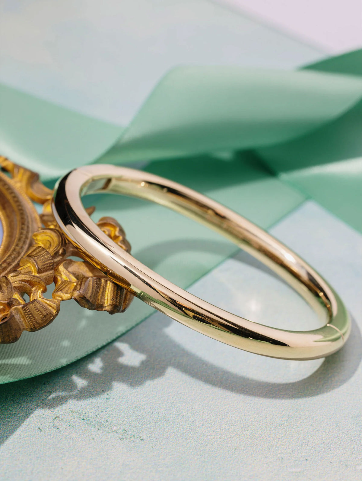 SLOAN BANGLE