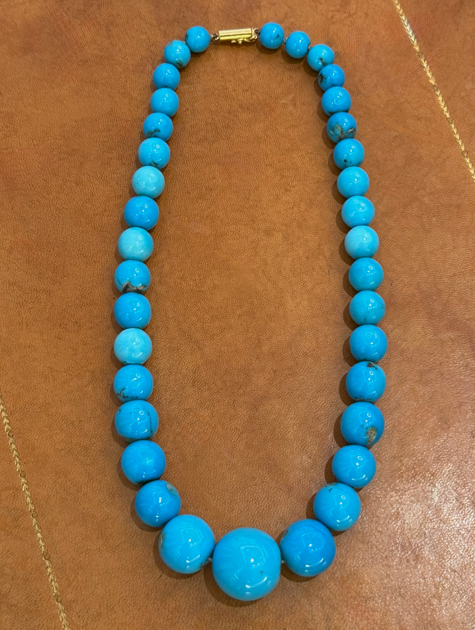 Vintage Natural Graduated Turquoise Bead Necklace