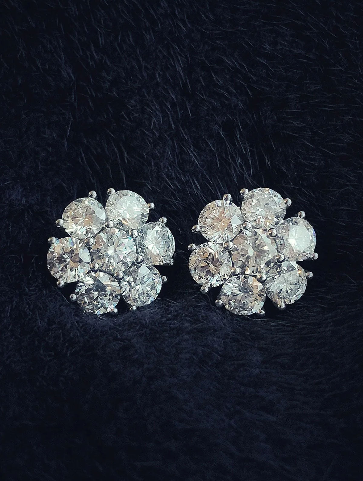 POSEY DIAMOND EARRINGS