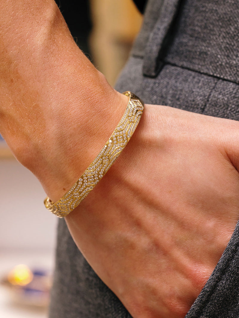 ATHENA DIAMOND BANGLE