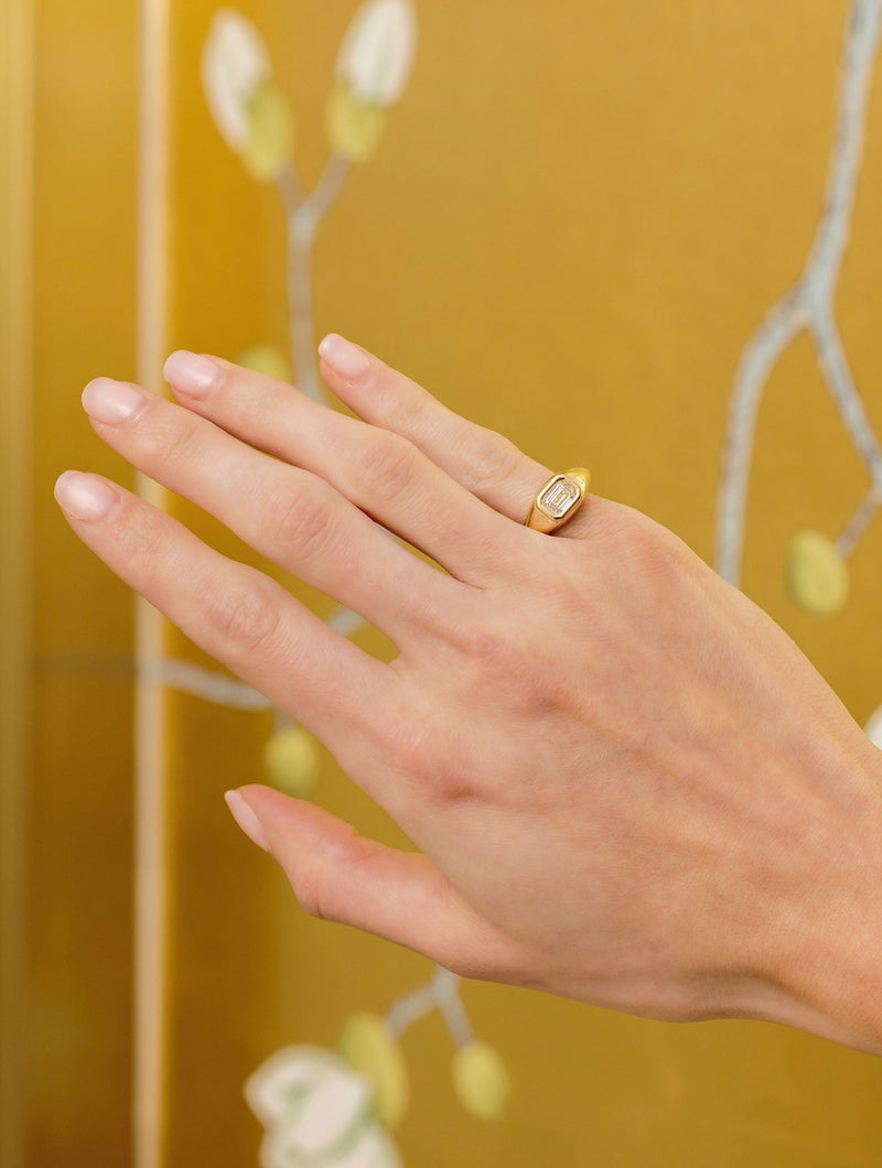 SLOAN EAST WEST PINKY RING