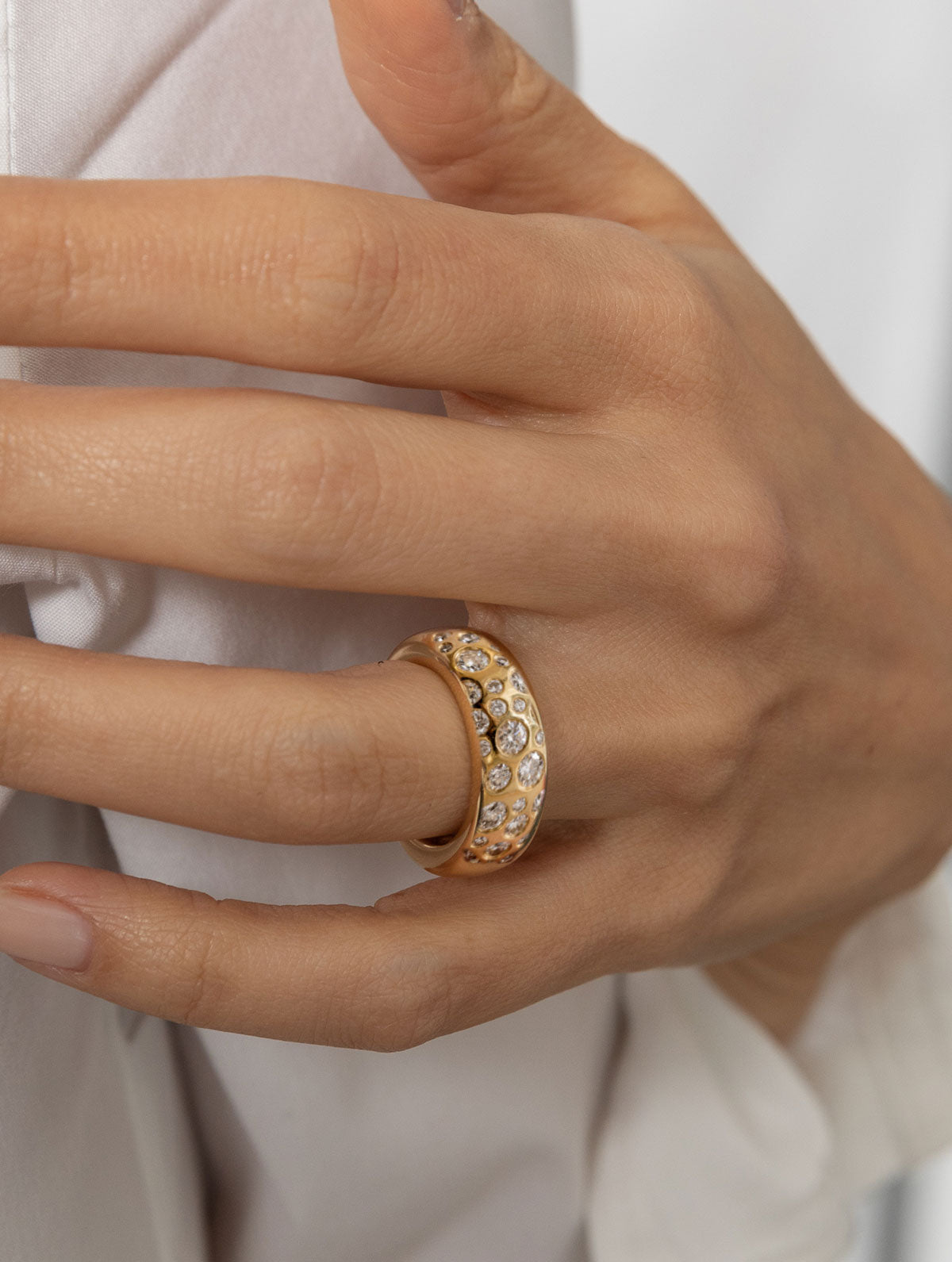 SLOAN SCATTER DIAMOND RING