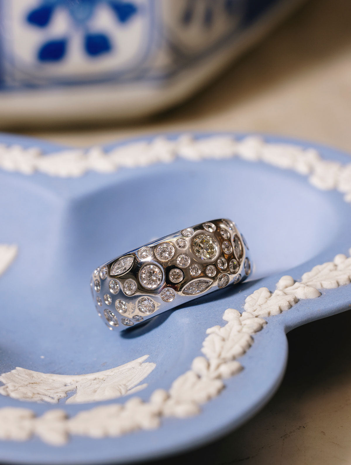 SLOAN SCATTER DIAMOND RING