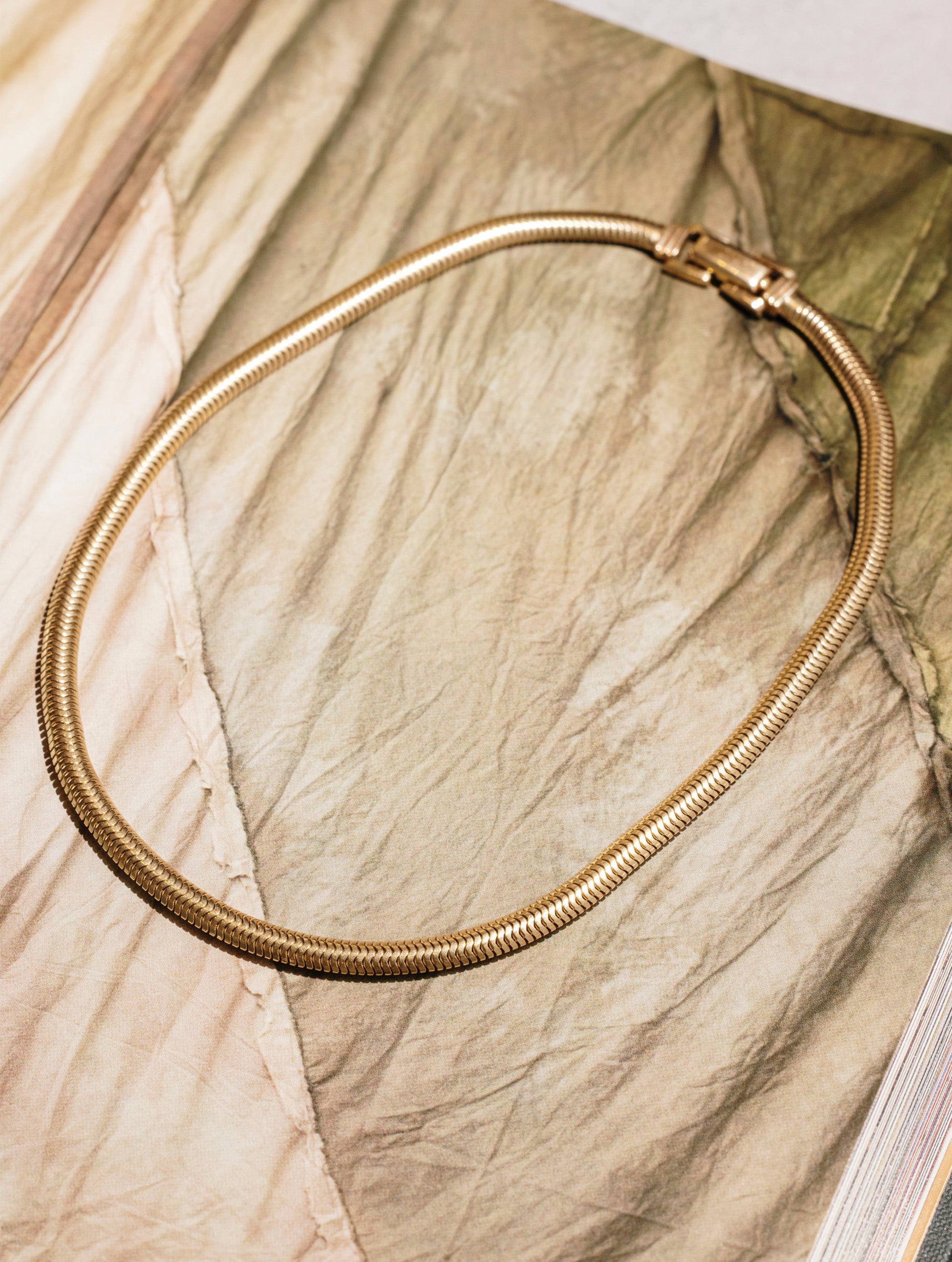 VINTAGE SNAKE TUBOGAS NECKLACE