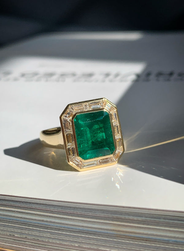 Regent Emerald and Diamond ring