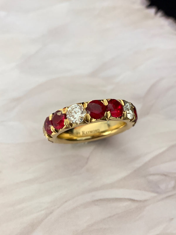 Étoile Ruby & Diamond Eternity Ring
